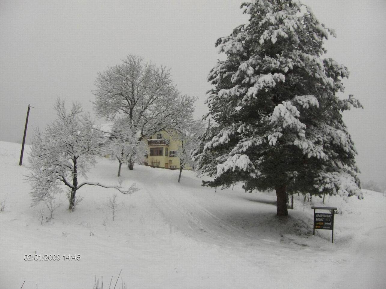 House Josipa Hotel Rakovica Bagian luar foto